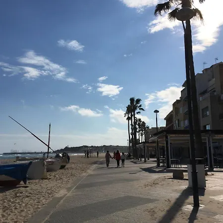 Casa Diana: Vista Al Mar Y 3min A La Playa Y 30min A Portaventura * Torredembarra