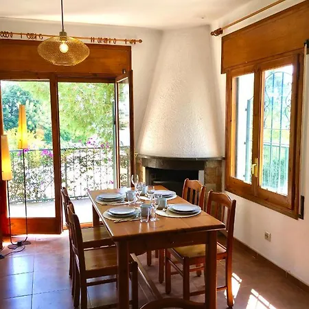 Casa Diana: Vista Al Mar Y 3min A La Playa Y 30min A Portaventura Holiday home